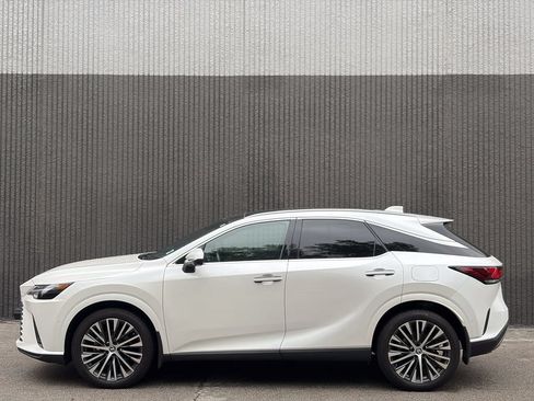 Used 2025 Lexus RX 350 w/ Convenience Package AWD/4WD image 4