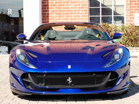 Used 2023 Ferrari 812 GTS RWD image 2