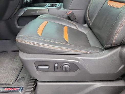 Used 2021 GMC Sierra 1500 AT4 w/ Off-Road Performance Package AWD/4WD image 14