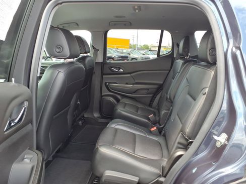 Used 2019 GMC Acadia SLT AWD/4WD image 11