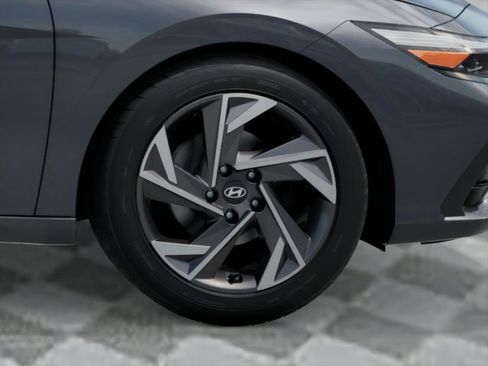 New 2026 Hyundai Elantra SEL Sport FWD image 8