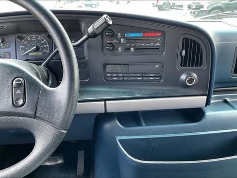 Used 1994 Ford E-350 and Econoline 350 XLT RWD image 6