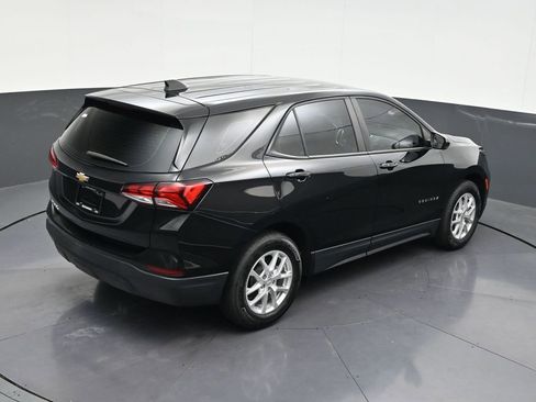 Used 2023 Chevrolet Equinox LS FWD image 21