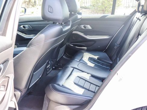 Used 2020 BMW 330i Sedan w/ Convenience Package RWD image 21