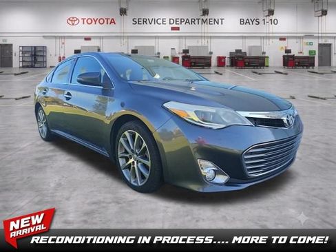 Used 2014 Toyota Avalon XLE Touring FWD image 1