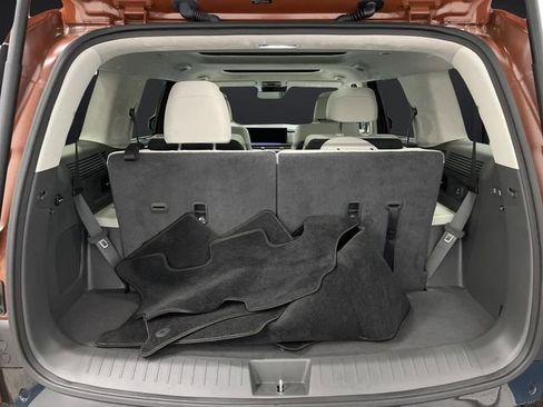 Used 2025 Hyundai Santa Fe Calligraphy image 16