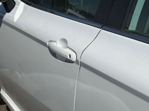 Used 2023 Toyota Camry SE image 13