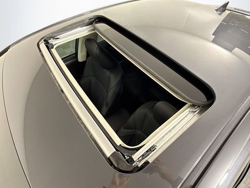 Used 2022 Lexus ES 300h Ultra Luxury w/ Accessory Package 2 image 23