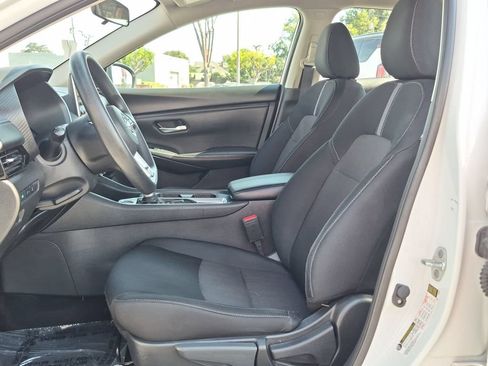 Certified 2024 Nissan Sentra SV FWD image 15