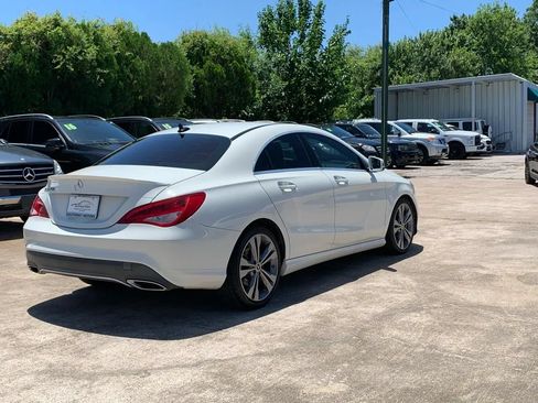 Used 2018 Mercedes-Benz CLA 250 image 7