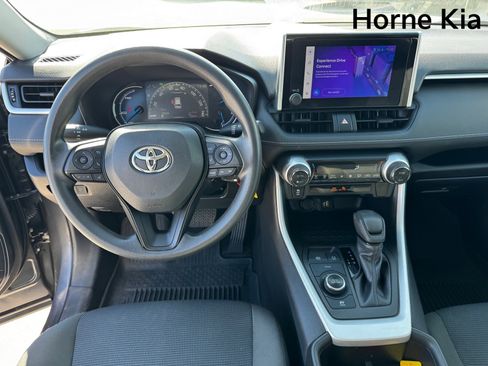 Used 2024 Toyota RAV4 LE image 15