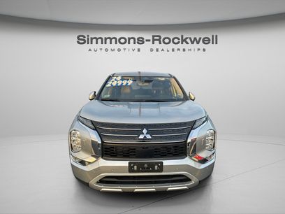 Used 2024 Mitsubishi Outlander SE