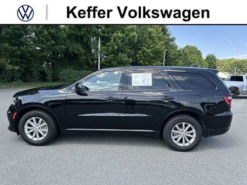 Used 2025 Dodge Durango GT RWD image 2