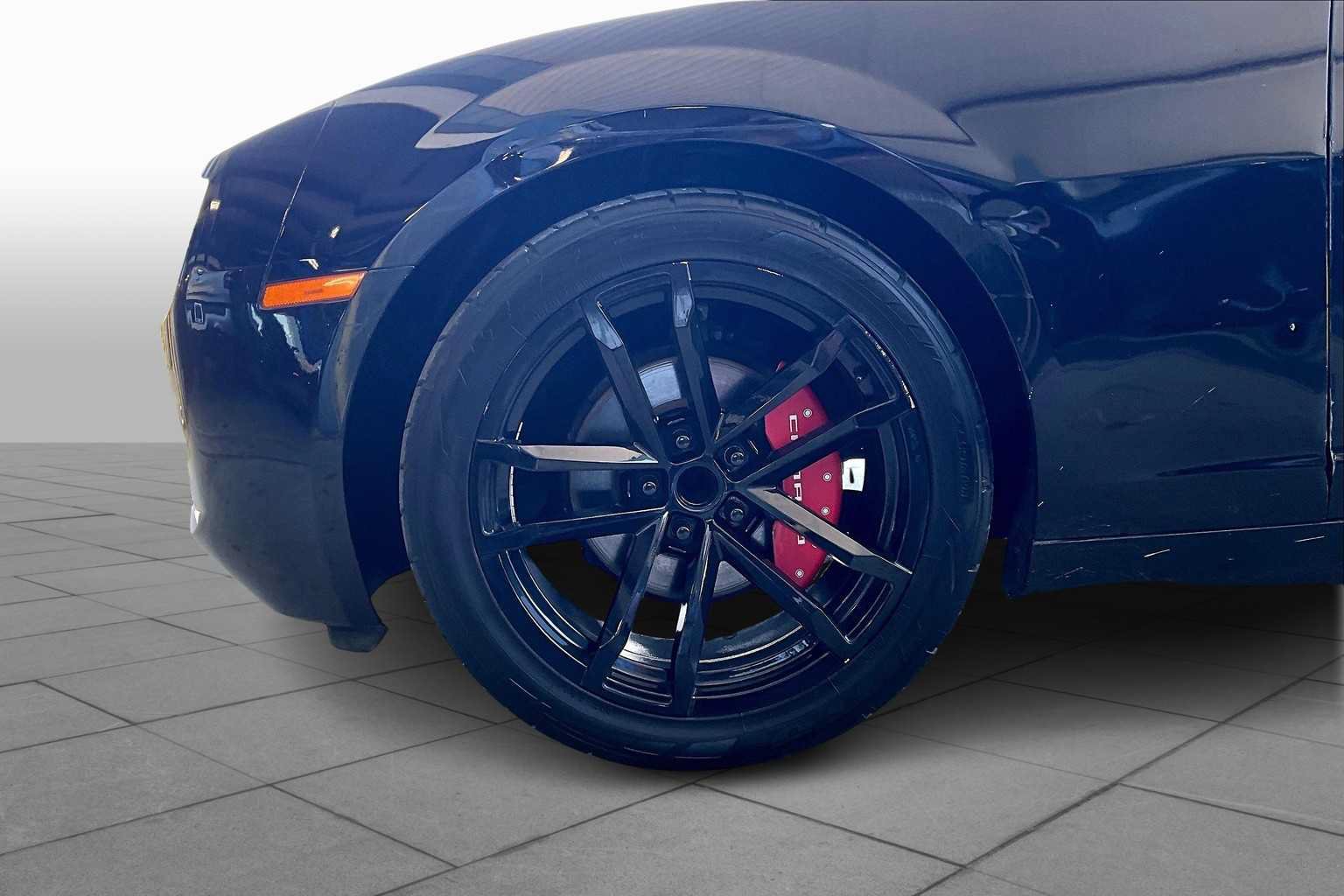 Used 2013 Chevrolet Camaro LS RWD image 12