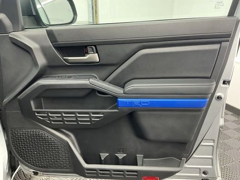 Used 2024 Toyota Tacoma TRD Sport image 15