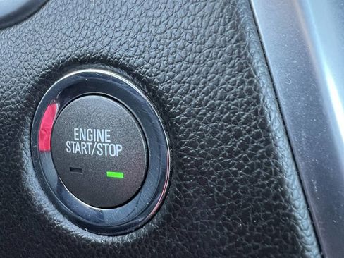 Used 2012 Cadillac SRX Luxury image 38