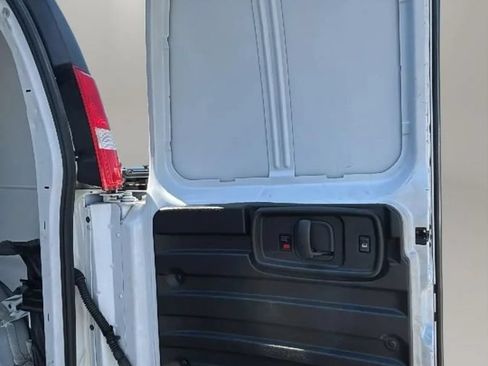 Used 2018 Chevrolet Express 3500 w/ Driver Convenience Package RWD image 44