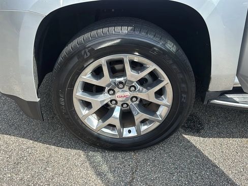 Used 2016 GMC Yukon SLT w/ Open Road Package AWD/4WD image 26