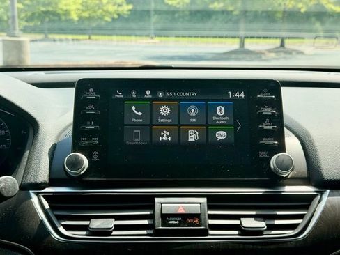 Used 2018 Honda Accord EX-L image 22