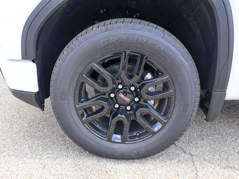 New 2026 GMC Sierra 1500 Pro w/ Graphite Edition image 29