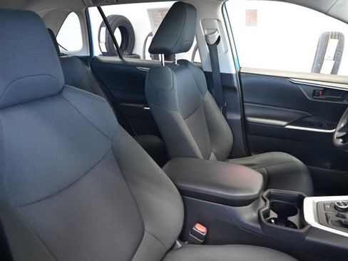Used 2020 Toyota RAV4 LE w/ All Weather Liner Package AWD/4WD image 9