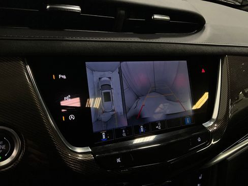 Used 2025 Cadillac XT6 Premium Luxury w/ Platinum Package AWD/4WD image 20