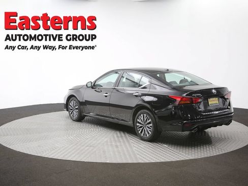 Used 2023 Nissan Altima 2.5 SV w/ SV Premium Package AWD/4WD image 65