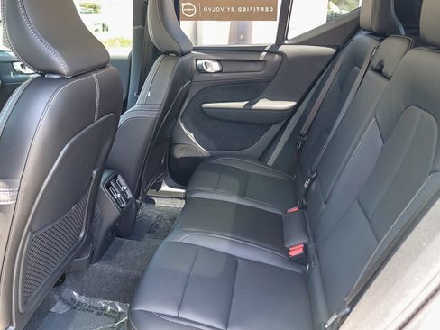 Certified 2026 Volvo XC40 B4 Core FWD image 19
