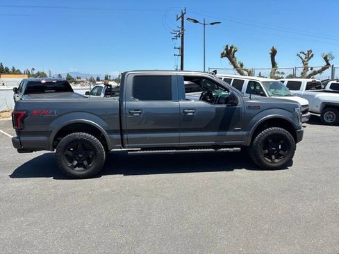 Used 2017 Ford F150 XLT w/ Equipment Group 302A Luxury AWD/4WD image 4