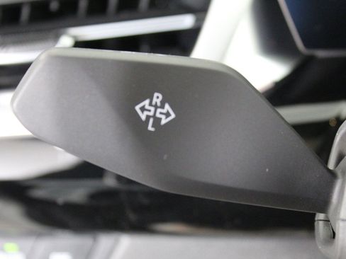 Certified 2025 BMW X1 xDrive28i w/ Technology Package image 33