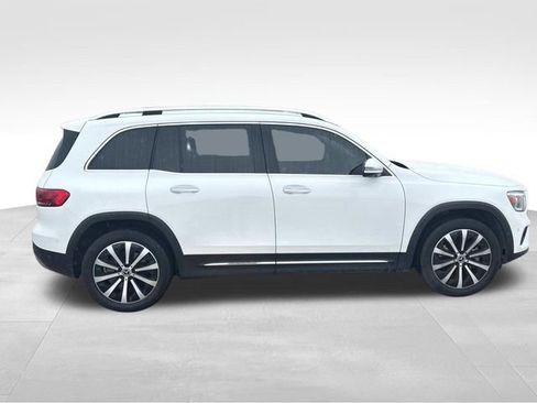 Used 2021 Mercedes-Benz GLB 250 GLB 250 image 11