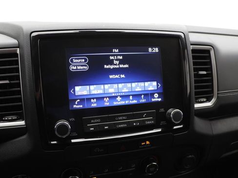 Used 2023 Nissan Frontier SV image 24