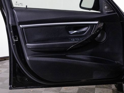 Used 2017 BMW 340i xDrive Sedan image 31
