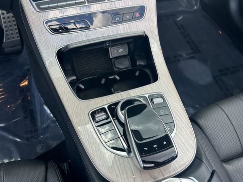 Used 2023 Mercedes-Benz E 450 4MATIC Cabriolet image 30