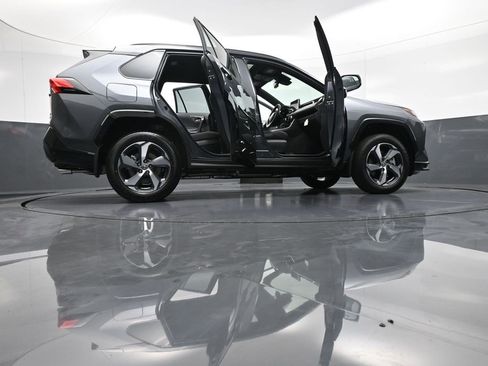 New 2025 Toyota RAV4 SE image 48