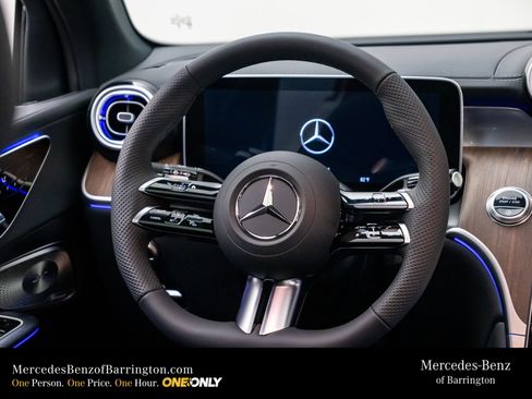 New 2026 Mercedes-Benz GLC 300 4MATIC image 12