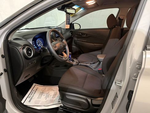Certified 2022 Hyundai Kona SEL image 23