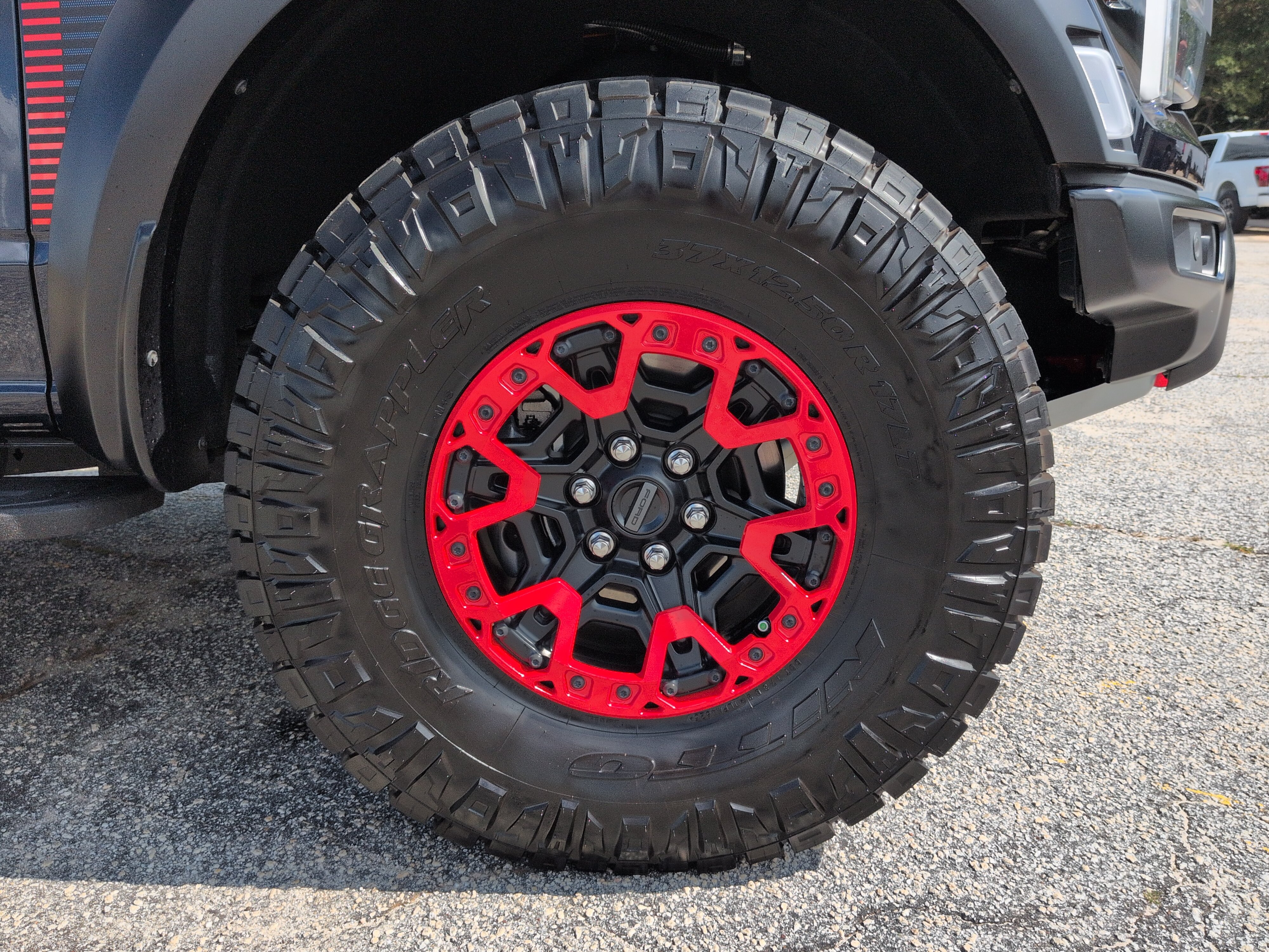 Used 2024 Ford F150 Raptor w/ Equipment Group 803A Raptor R AWD/4WD image 9