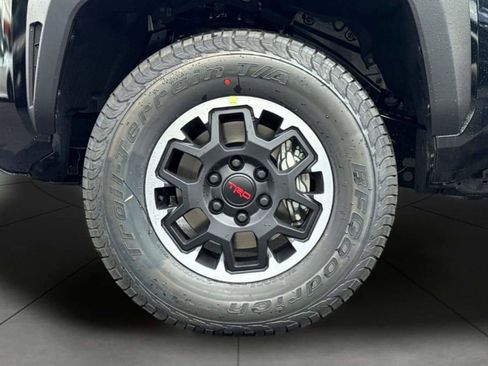 New 2026 Toyota Tacoma TRD Off-Road AWD/4WD image 32