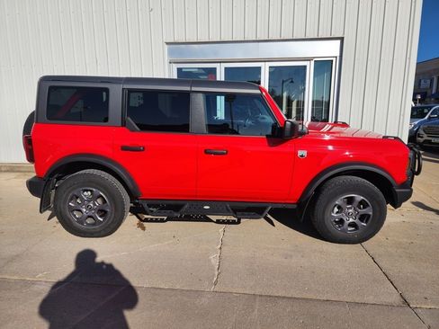 Used 2024 Ford Bronco Big Bend image 5