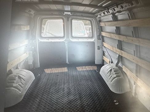 Used 2025 Chevrolet Express 2500 w/ Driver Convenience Package RWD image 8