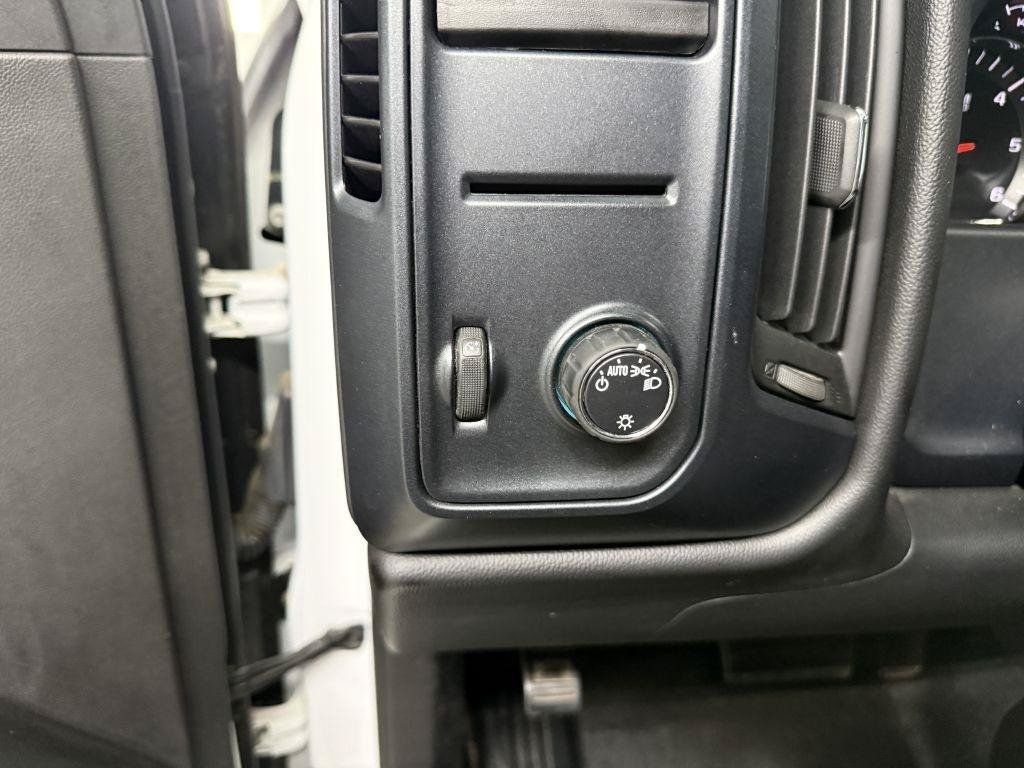 Used 2017 Chevrolet Silverado 1500 W/T w/ WT Convenience Package AWD/4WD image 19