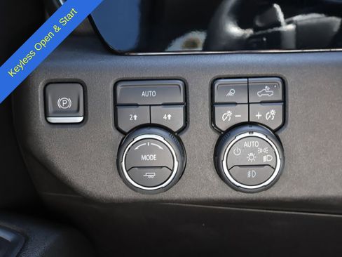 Used 2023 Chevrolet Silverado 1500 LTZ image 30