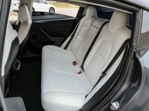 Used 2023 Tesla Model 3 Performance image 48