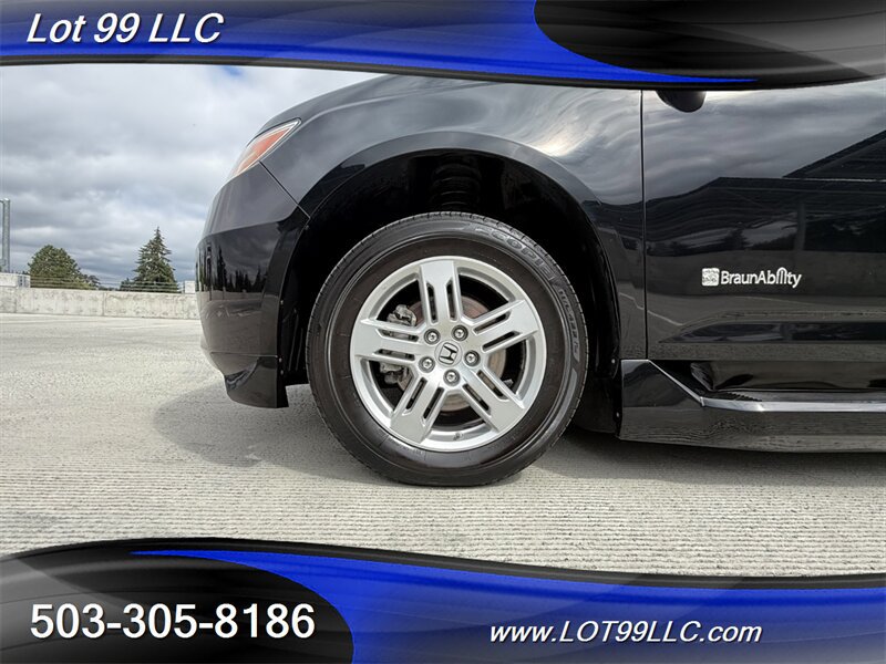 Used 2011 Honda Odyssey Touring image 61