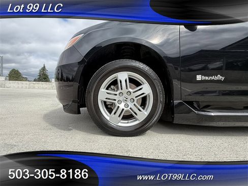 Used 2011 Honda Odyssey Touring image 61