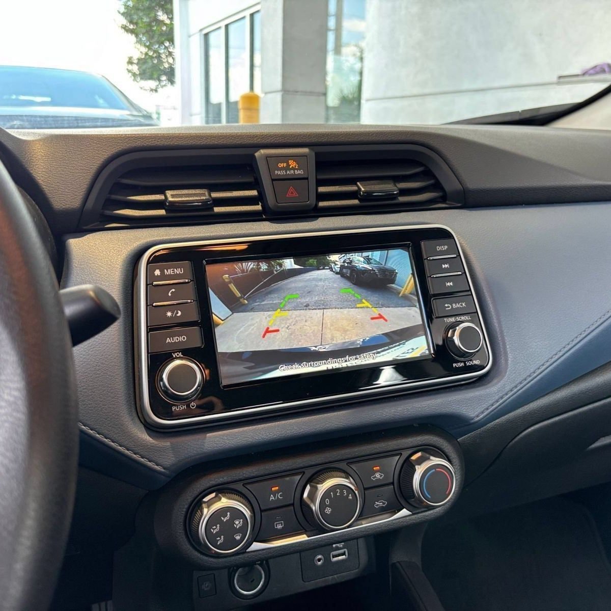 Used 2025 Nissan Versa SV FWD image 25