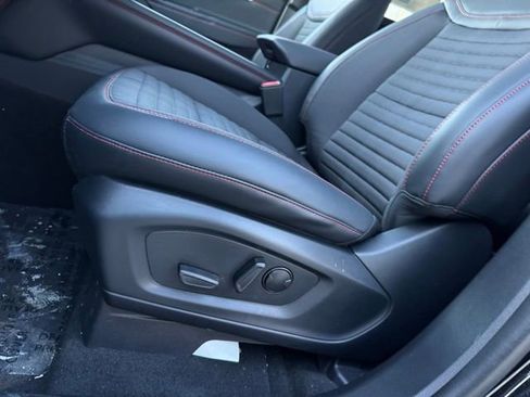 New 2026 Ford Explorer ST-Line w/ ST-Line Street Pack image 7