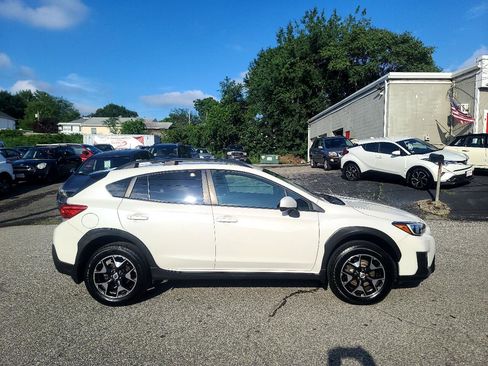 Used 2018 Subaru Crosstrek 2.0i Premium w/ Eyesight System image 8