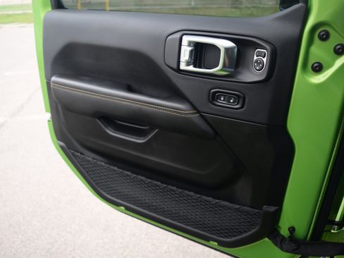 Used 2025 Jeep Wrangler Unlimited Rubicon 392 image 20